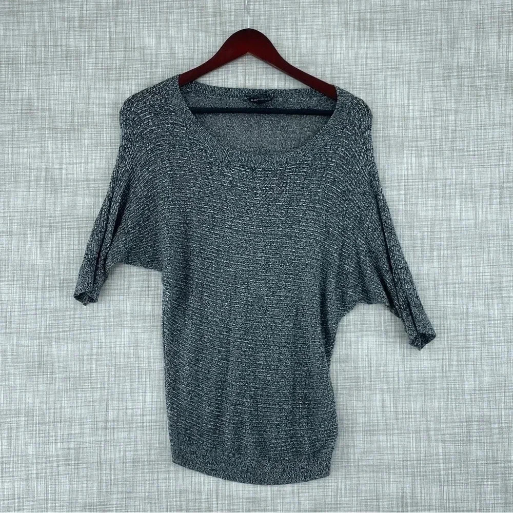 Express Womens Size XS short sleeve shirt 0770